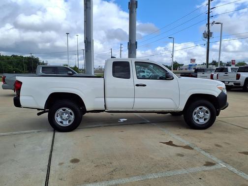 Super White 2021 Toyota Tacoma SR