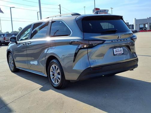Heavy Metal 2026 Toyota Sienna XLE