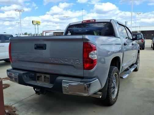 2018 Toyota Tundra SR5