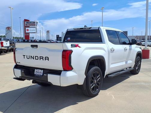 Ice Cap 2026 Toyota Tundra SR5
