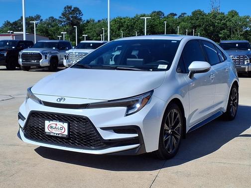 Wind Chill Pearl 2025 Toyota Corolla SE