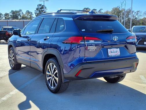 2024 Toyota Corolla Cross XLE