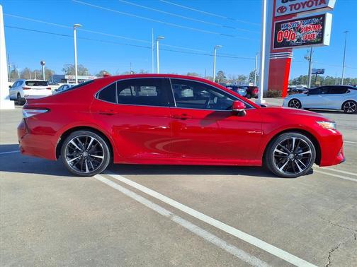 2020 Toyota Camry XSE