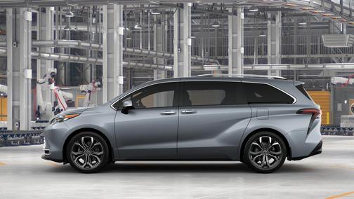 2025 Toyota Sienna Platinum