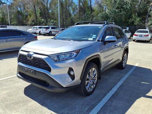 2021 Toyota RAV4 XLE Premium
