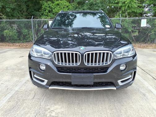 Black Sapphire Metallic 2018 BMW X5 sDrive35i