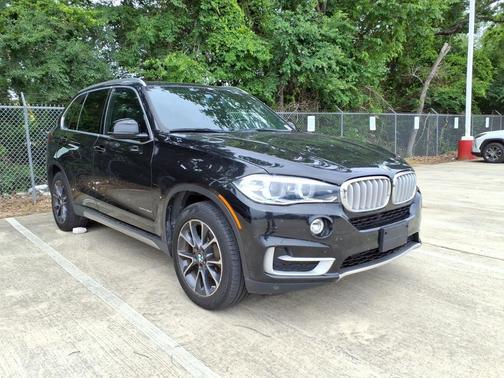 Black Sapphire Metallic 2018 BMW X5 sDrive35i