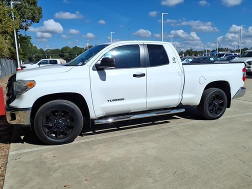 2014 Toyota Tundra SR5