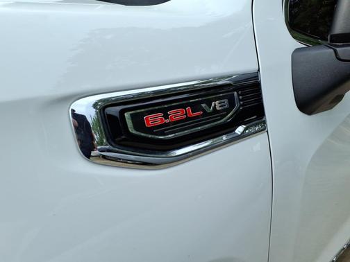 Summit White 2024 GMC Sierra 1500 Denali