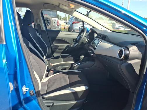 2022 Nissan Versa 1.6 SV