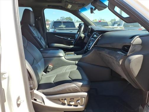 2019 Cadillac Escalade ESV Platinum