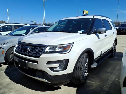 2017 Ford Explorer Platinum