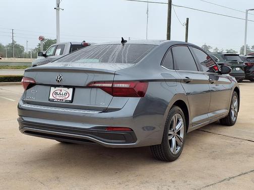 2022 Volkswagen Jetta 1.5T SE