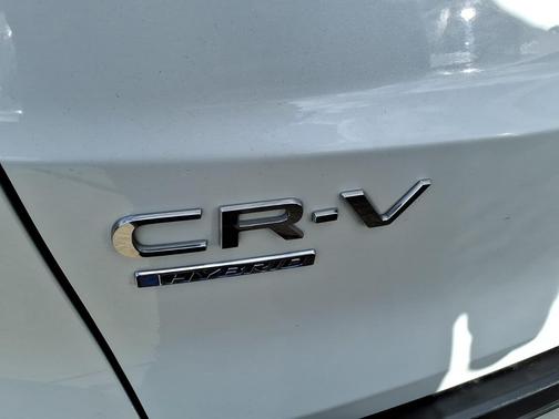 Platinum White Pearl 2024 Honda CR-V Hybrid Sport FWD