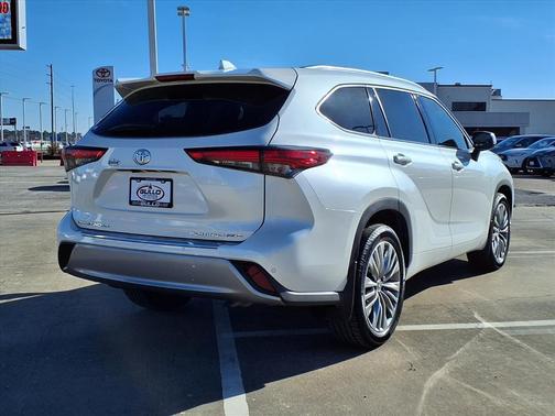 2021 Toyota Highlander Platinum
