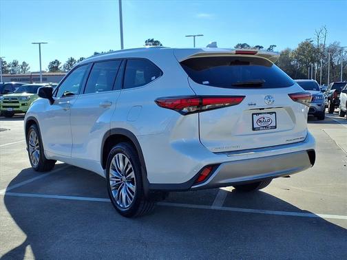 2021 Toyota Highlander Platinum