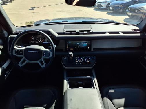 2023 Land Rover Defender X-Dynamic SE