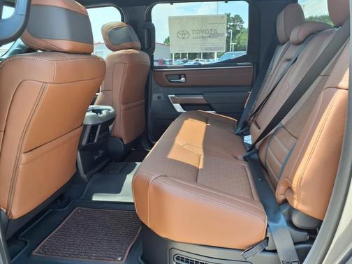 2025 Toyota Tundra Hybrid 1794 Edition