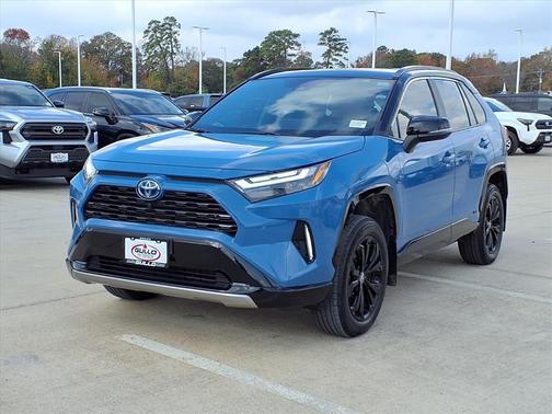 2024 Toyota RAV4 Hybrid SE