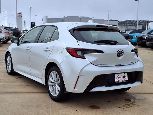 2023 Toyota Corolla Hatchback SE