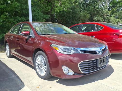 Moulin Rouge Mica 2013 Toyota Avalon Hybrid Limited