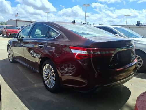 Moulin Rouge Mica 2013 Toyota Avalon Hybrid Limited