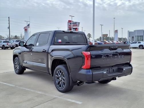 2025 Toyota Tundra Hybrid Platinum