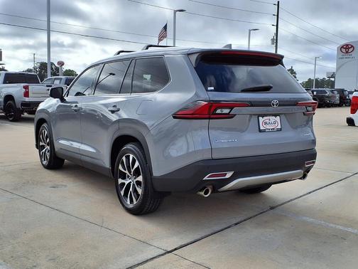 Cement 2026 Toyota Grand Highlander Hybrid Limited MAX