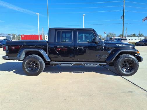 2021 Jeep Gladiator Sport