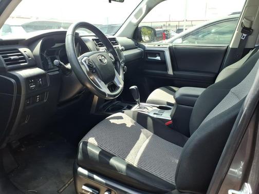 Magnetic Gray Metallic 2016 Toyota 4Runner SR5