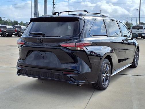 Black 2026 Toyota Sienna XSE 7 Passenger