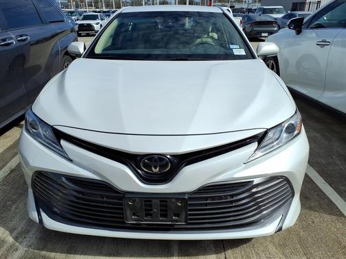 2018 Toyota Camry XLE