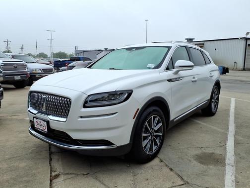 Pristine White 2021 Lincoln Nautilus Standard