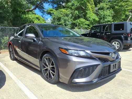 Predawn Gray Mica 2021 Toyota Camry SE