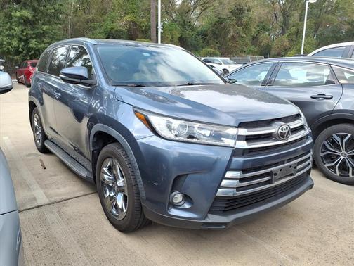 2019 Toyota Highlander Limited Platinum