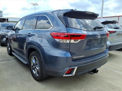 2019 Toyota Highlander Limited Platinum