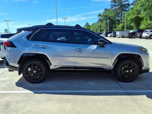 2025 Toyota RAV4 Hybrid SE