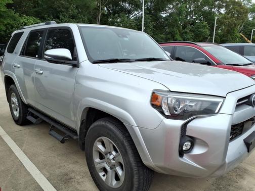 Classic Silver Metallic 2022 Toyota 4Runner SR5 Premium