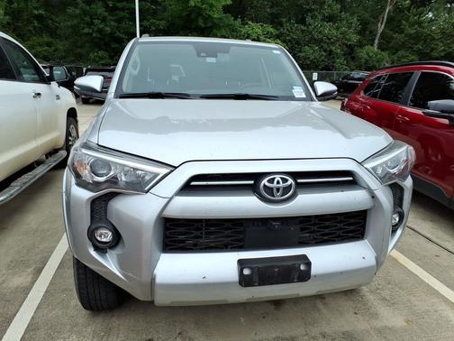 Classic Silver Metallic 2022 Toyota 4Runner SR5 Premium