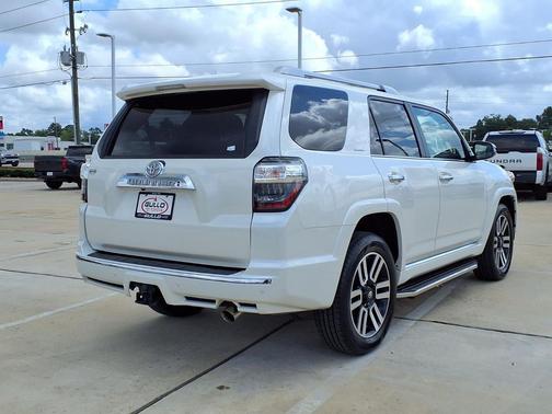 Blizzard Pearl 2018 Toyota 4Runner Limited