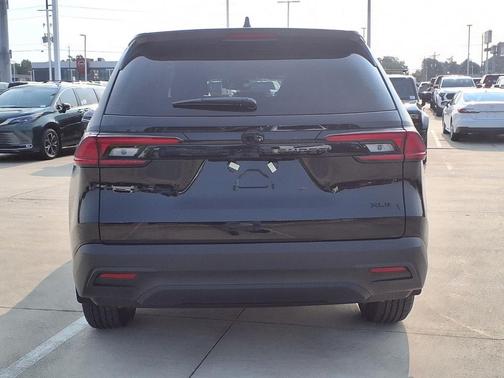 Black 2026 Toyota Grand Highlander XLE