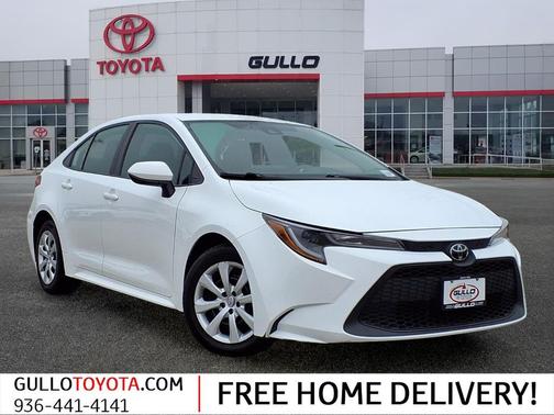 White 2022 Toyota Corolla LE
