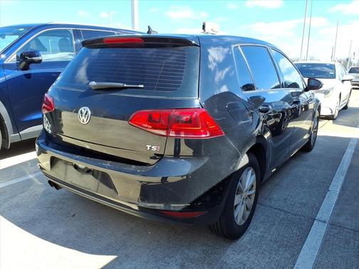 2016 Volkswagen Golf TSI S 4-Door