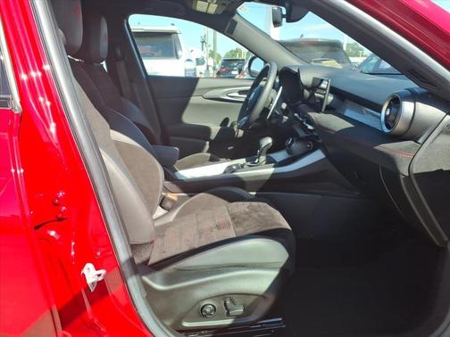 2024 Alfa Romeo Tonale Veloce