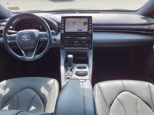 Parisian Night Pearl 2019 Toyota Avalon XLE