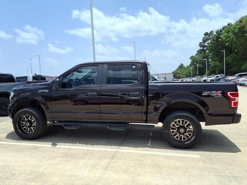 Magma Red Metallic 2019 Ford F-150 XL