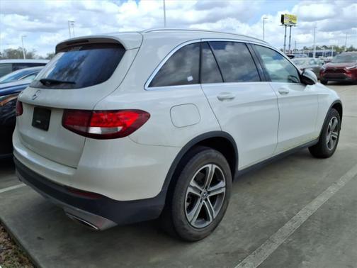 2018 Mercedes-Benz GLC 300 Base