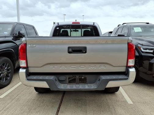 2016 Toyota Tacoma SR5