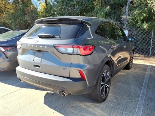 2021 Ford Escape SE