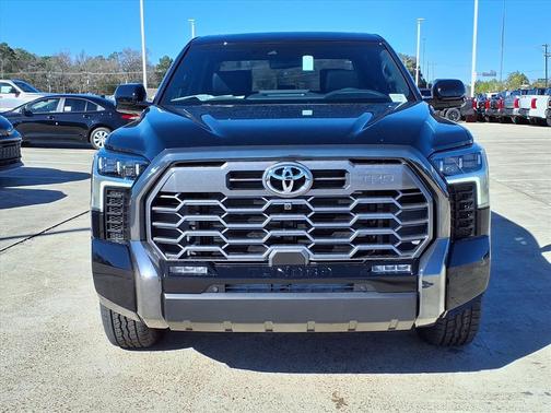 2026 Toyota Tundra Hybrid Platinum